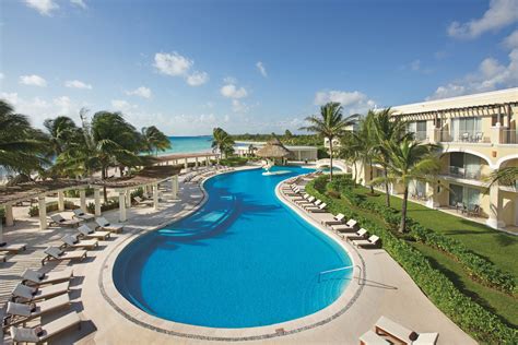 dreams hotel in jamaica.